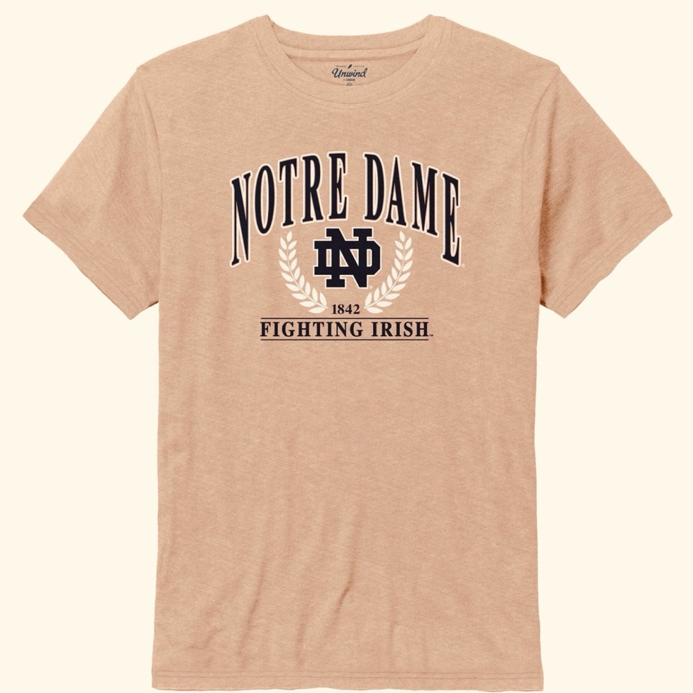 University of Notre Dame 1842 Fighting Irish T-Shirt. Size: small